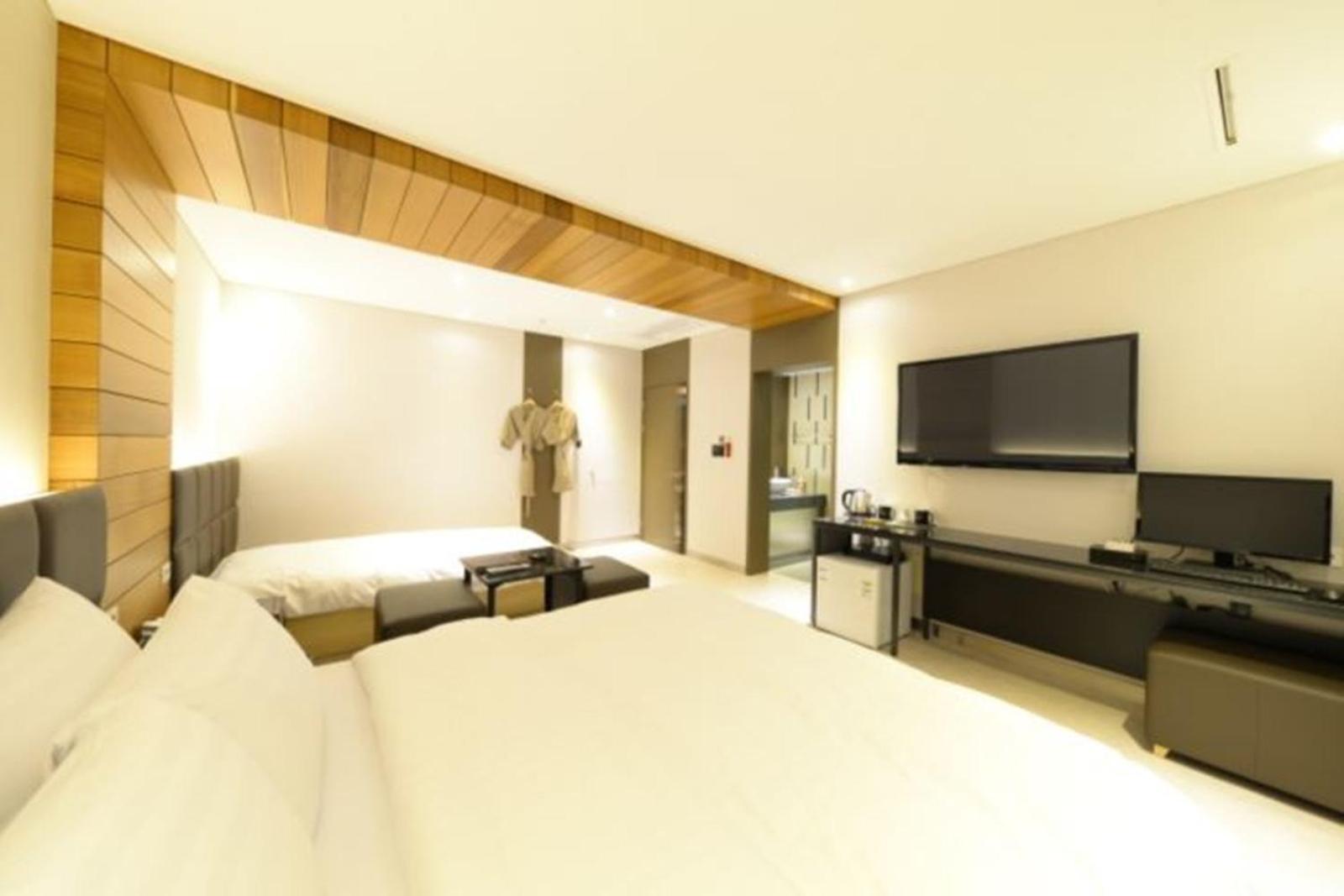 Life Style S Hotel 2*